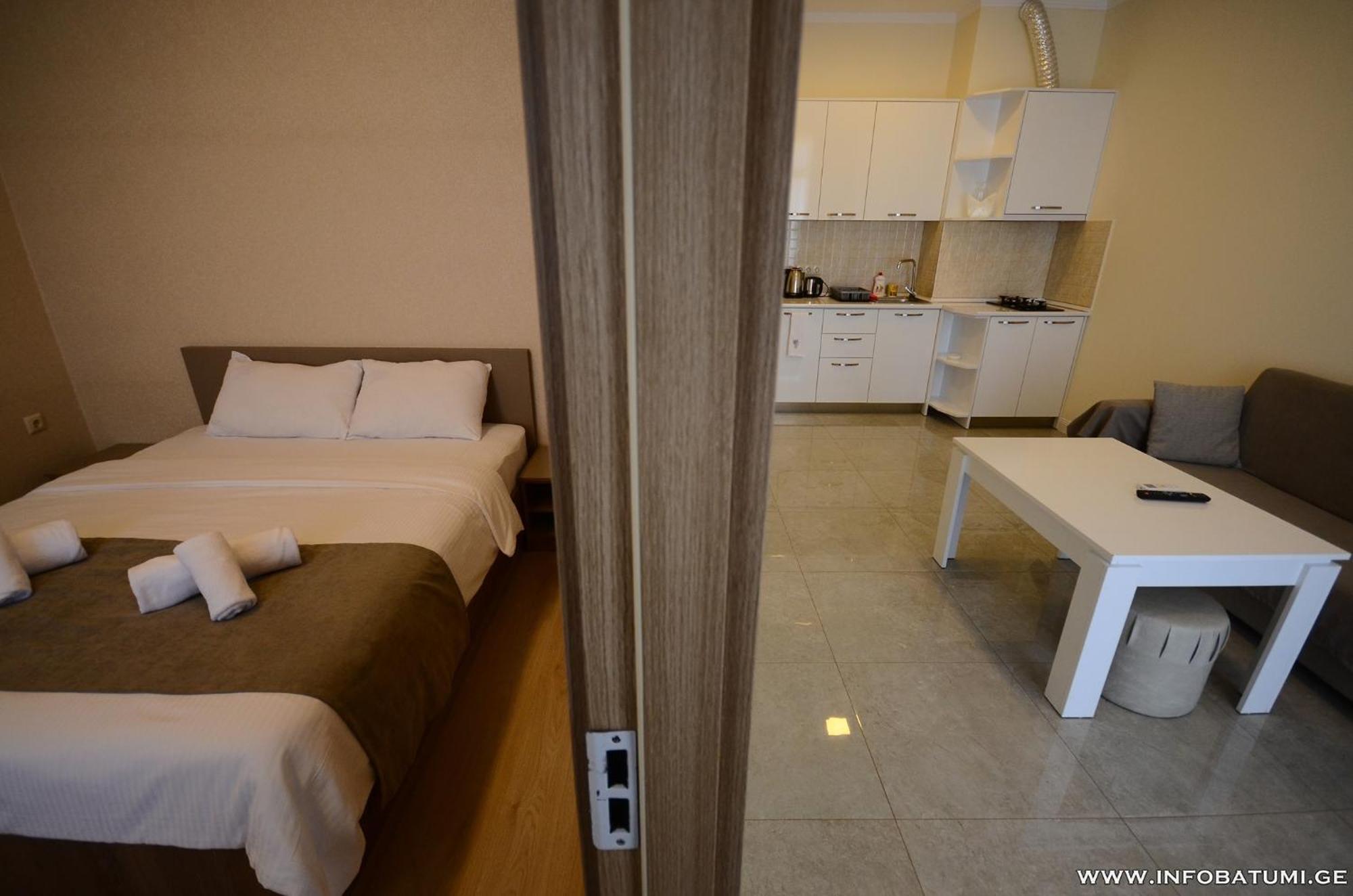 West Apartments Batum Dış mekan fotoğraf